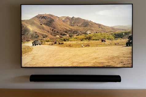 Wall mounted 65 inch TV and Sonos Arc soundbar - Evolution AV